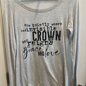 NWOT Light Gray Graphic Long Sleeve Tee